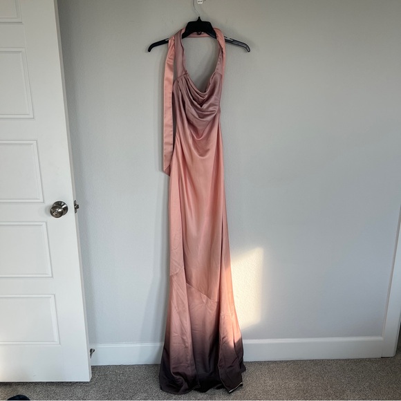 Elegant Pink Maxi Dress - Picture 2 of 16